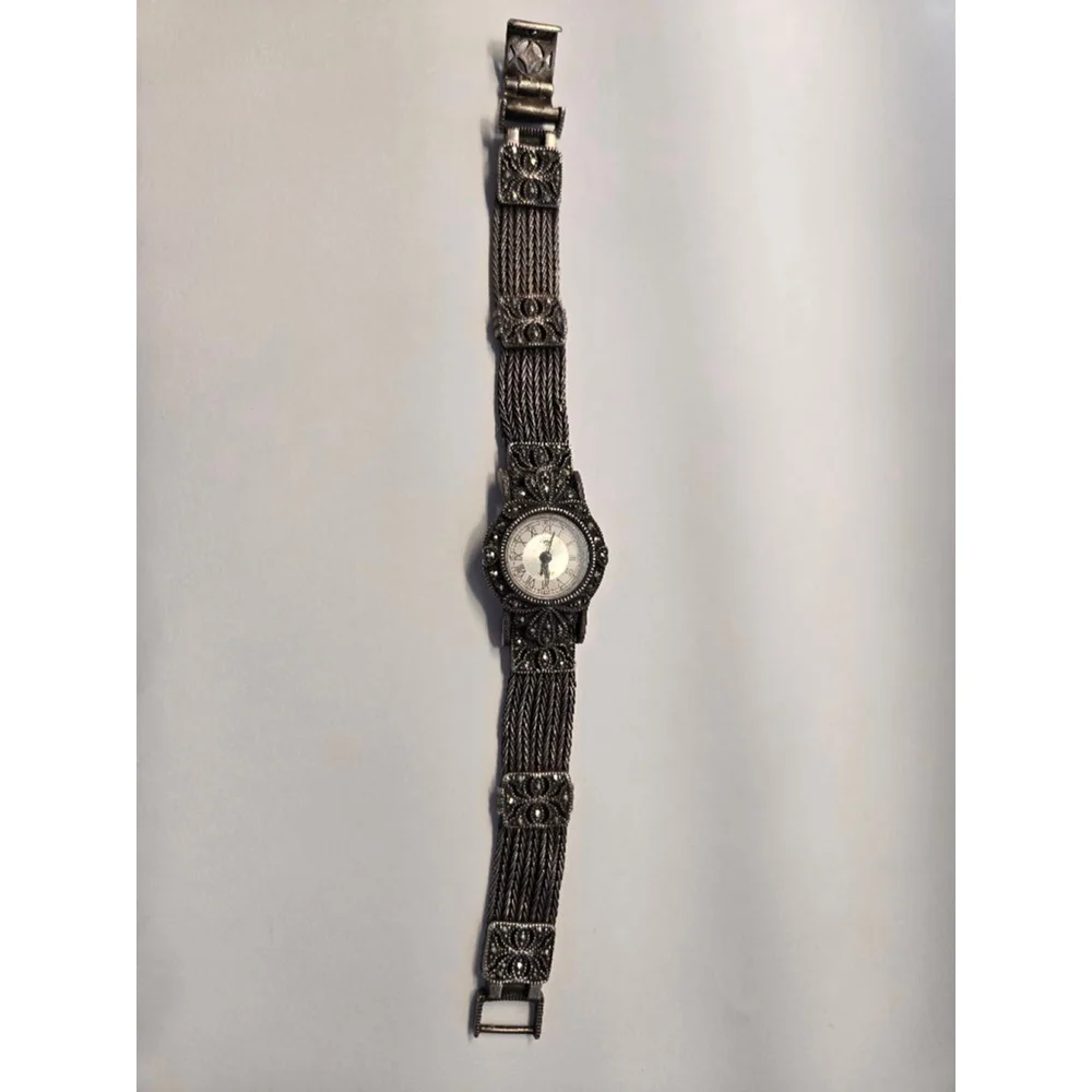 Vintage Women's sterling silver Watch, marcasite OS, Black Accents